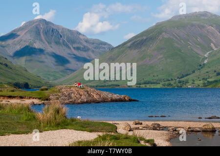 Wast Water oder wastwater ist ein See in der wasdale, einem Tal im westlichen Teil des Lake District National Park, England. Der See ist fast 3 m Stockfoto