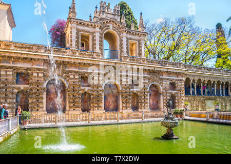 Blick auf die Real Alcazar Galeria de Grutesco der Königliche Palast Sevilla Spanien. Stockfoto