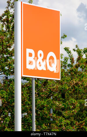 Um Cribbs Causeway Einkaufszentrum, in der Nähe von Bristol UK B&Q BAUMARKT Stockfoto