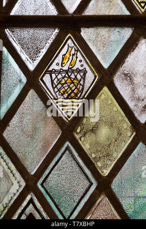 Kirche des hl. Andreas, Little Glemham, Detail der Glasfenster von Margaret Edith Aldrich Seil 1929 Stockfoto