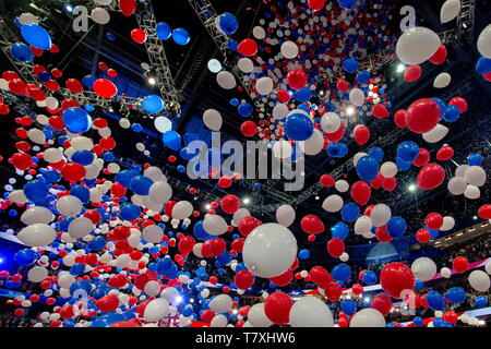 Der letzte Tag der Republican National Convention baut die Dankesrede von Präsidentschaftskandidat Mitt Romney. Stockfoto
