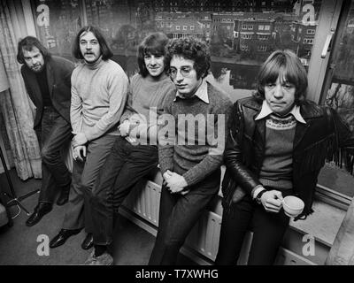 Procol Harum im Amsterdam Hotel Hilton, 1970. Snd links Gary Brooker, Sccl rechts Keith Reid, Die meisten Recht Robin Trower Stockfoto