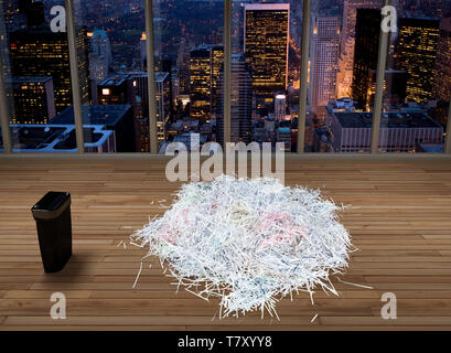 3D-Rendering von geschredderten Dokumenten in ein leeres Büro in New York City Stockfoto