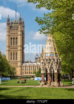 Buxton Memorial Fountain, von Charles Buxton und Samuel Sanders Teulon, feiert die Emanzipation der Sklaven in das Britische Empire 1834, Victoria Stockfoto