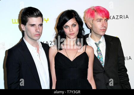 New York, USA. Vom 6. Juni 2007. Greg. K, Leigh Lezark, Geordon Nicol am fünften jährlichen Kunst Party feiern das Whitney Museum der amerikanischen kunst an der IFC Center. Quelle: Steve Mack/Alamy Stockfoto