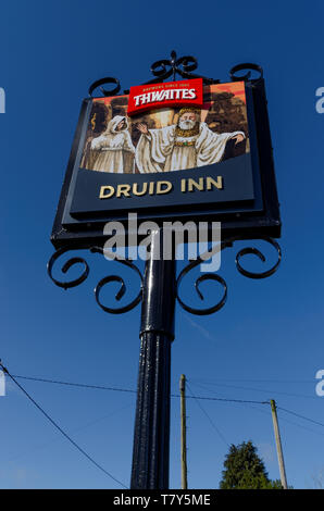 Gorsedd, Großbritannien - Mar 25, 2019: Der Druide Inn, Gorsedd ist eine typische, idyllische, ländliche Country Pub, das Teil der lokalen Gemeinschaft. Stockfoto