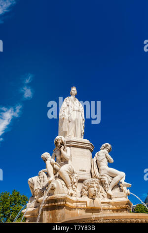 Detail von Pradier Brunnen im Esplanade Charles-de-Gaulle in Nimes, Frankreich Stockfoto