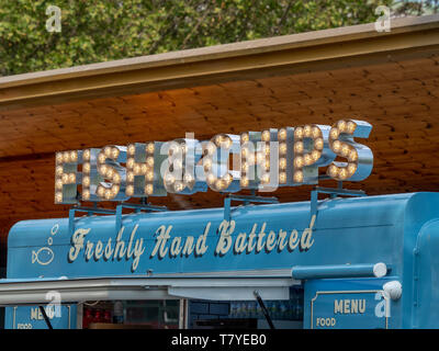 Fisch und Chips für mobile Street Food van Stockfoto