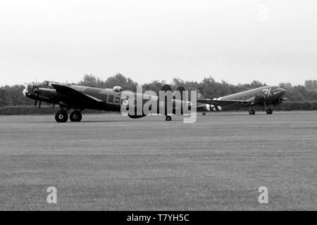 Avro Lancaster, WK 2 Schwerer Bomber Stockfoto