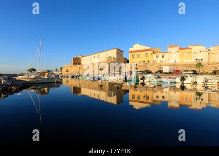 Frankreich, Herault, Meze, Thau-becken, Marina Stockfoto