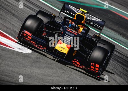 Barcelona, Spanien. 10. Mai, 2019. Barcelona,. 10 Mai, 2019: PIERRE GASLY (FRA) von Team Red Bull in seinem RB 15 Laufwerke während der ersten Training der Spanischen GP am Circuit de Catalunya Credit: Matthias Oesterle/Alamy leben Nachrichten Stockfoto