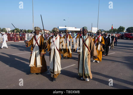 Traditionelle Toubou Tanz, tribal Festival, Place de la Nation, N'Djamena, Tschad, Afrika Stockfoto
