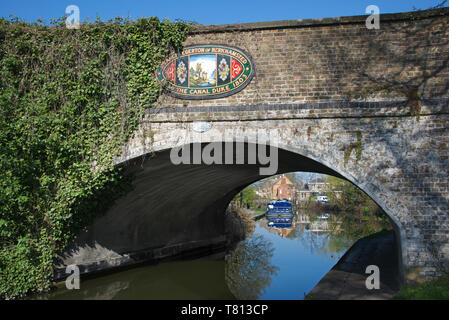 Brücke über Grand Union Canal Berkhamsted Hertfordshire, England Stockfoto