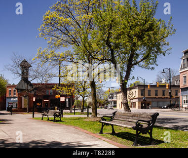 Rochester, New York, USA. Mai 8, 2019. Die malerische Ecken von Gregory Street und South Avenue im Süden Keil Nachbarschaft von Rochester, NY Stockfoto