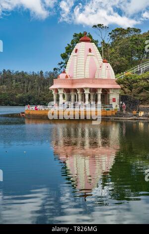 Mauritius, Savanne Bezirk, Grand Bassin, Crater Lake, heilige Stätte des Hinduismus, viele Tempel Stockfoto