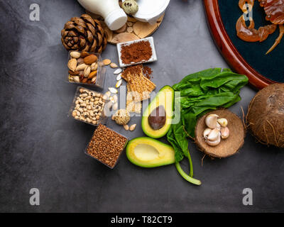 Lebensmittel Höchsten in Zink. Das Konzept der gesunden Ernährung. Stockfoto