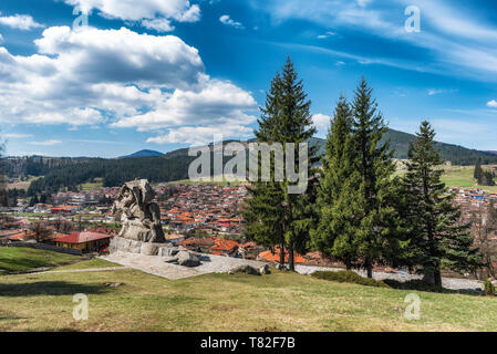Koprivshtitsa, Bulgarien: Equestrian Stein Statue von Georgi Benkovski in Koprivshtitsa Stockfoto