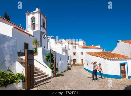 Portugal, Algarve, Süd-west Alentejano und Costa Vicentina, Odeceixe auf dem Wanderweg Rota Vicentina, Nossa Senhora da Piedade Kirche Stockfoto