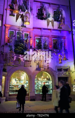 Frankreich, Bas Rhin, Straßburg, Altstadt zum Weltkulturerbe der UNESCO, Christian Patisserie (Gebäck) auf der rue Merciere, Fassade für Weihnachten dekoriert Stockfoto