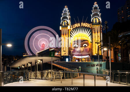 Eingang der berühmten Luna Park in der Innenstadt von Sydney. Stockfoto