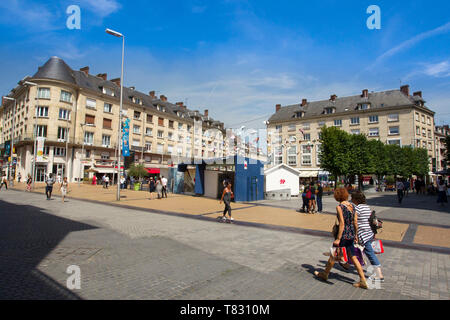 Amiens (Nordfrankreich): Gebäude in Òplace GambettaÓ Square, im Zentrum der Stadt Stockfoto