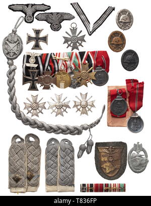 Der Nachlass von hauptsturmführer Arthur Erdmann große 6-stück Bestellungen Verschluss (Eisernes Kreuz 2.Klasse von 1914 mit Wiederholung Verschluss von 1939, Ehre Kreuz der Welt Krieg 1914/18 für Kämpfer, Österreichischen und Ungarischen Krieg Erinnerungsmedaillen, Krieg Verdienst mit Schwertern, Ostfront Medaille) mit entsprechenden Feld Bestellungen Verschluss, ein Eisernes Kreuz 1.Klasse von 1914 (Stück aus den 1930er Jahren), drei Krieg Verdienst Kreuze 1. Klasse (jeder der NE-Metall Versilbert, zwei mit Teekocher'L/11', '1'), ein Panzer Assault Badge in Silber (Zink, Teekocher' R.K."), der Krim Schild (Papier fehlt), einen Krieg, Meri, Editorial-Use - Nur Stockfoto