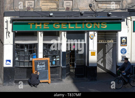 Die Gellions traditionelle schottische Pub, Bridge Street, Inverness, Schottland, Großbritannien Stockfoto