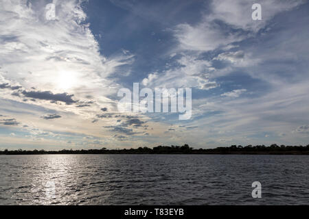 Okavango River, unten Popa Falls, Namibia. Stockfoto