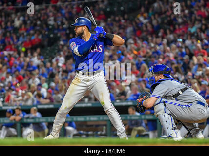 Mai 04, 2019: Texas Rangers Mittelfeldspieler Joey Gallo #13 während ein MLB Spiel zwischen den Toronto Blue Jays und der Texas Rangers bei Globe Life Park in Arlington, TX Texas besiegte Toronto 8-5 Albert Pena/CSM. Stockfoto