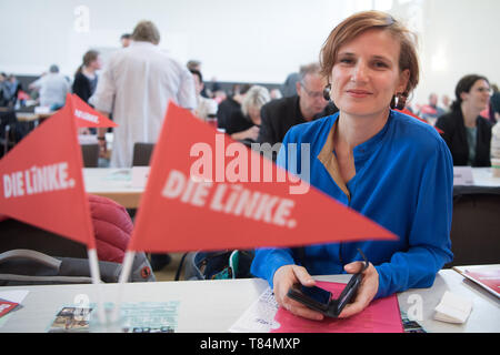 Berlin, Deutschland. 11. Mai, 2019. Katja Kipping (Die Linke), Vorsitzende, kommt zum landesparteitag Ihrer Partei. Quelle: Jörg Carstensen/dpa/Alamy leben Nachrichten Stockfoto