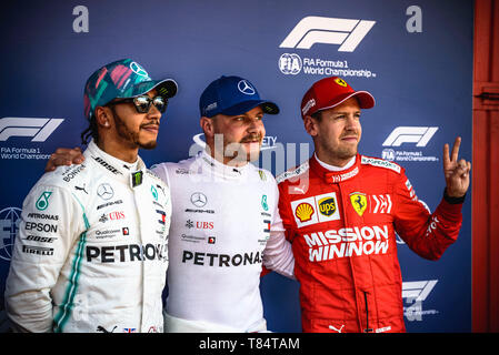 Barcelona, Spanien. 11. Mai, 2019: LEWIS HAMILTON (GBR) von Team Mercedes, 2., Valtteri Bottas (FIN) vom Team Mercedes, Pole und SEBASTIAN VETTEL (GER) vom Team Ferrari, 3. für ein Foto posieren Nach dem Qualifying des Spanischen GP am Circuit de Catalunya Credit: Matthias Oesterle/Alamy leben Nachrichten Stockfoto