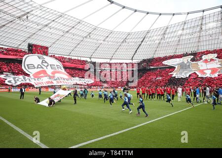 Schalke, Deutschland. 11. Mai, 2019. firo: 11.05.2019, Fußball, 2018/2019, 1.Bundesliga: Bayer Leverkusen - FC Schalke 04 Team Teilnahme | Verwendung der weltweiten Kredit: dpa/Alamy leben Nachrichten Stockfoto