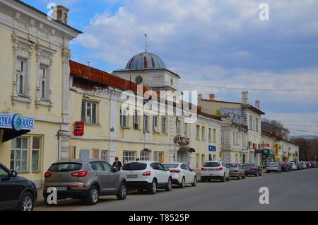 Orenburg, eine Stadt zwischen Europa und Asien am Ural in Russland: Häuser in der Altstadt Stockfoto