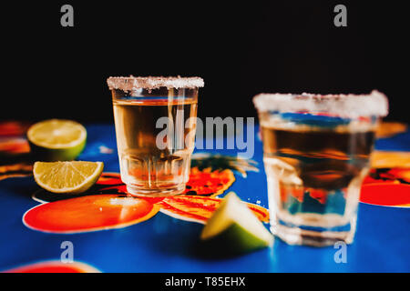 Mexikanischen Tequila shot mit Kalk und Salz in Mexiko Stockfoto