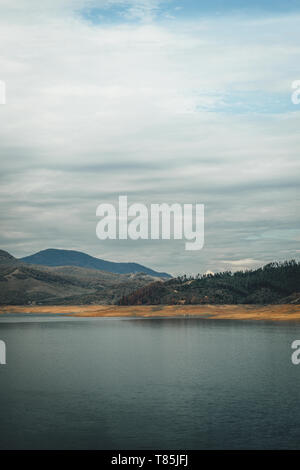 Behälter/Blowering Dam in der Nähe von Tumut, Snowy Mountains, New South Wales Stockfoto