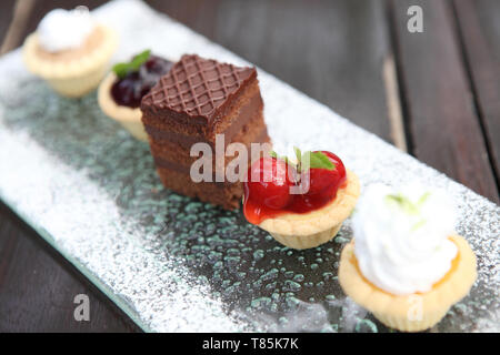 Mini Obstkuchen Stockfoto