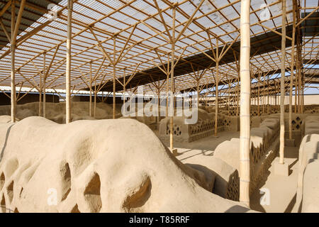 Chan Chan Archäologische Zone (PRÄKOLUMBIANISCHE Chimu-kultur) in der Nähe von Trujillo in Peru Stockfoto