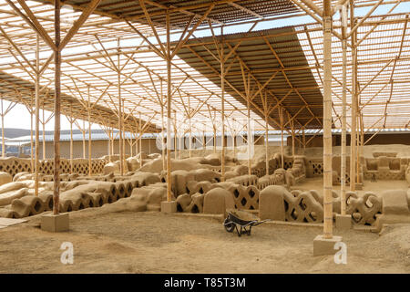 Chan Chan Archäologische Zone (PRÄKOLUMBIANISCHE Chimu-kultur) in der Nähe von Trujillo in Peru Stockfoto