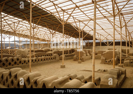 Chan Chan Archäologische Zone (PRÄKOLUMBIANISCHE Chimu-kultur) in der Nähe von Trujillo in Peru Stockfoto