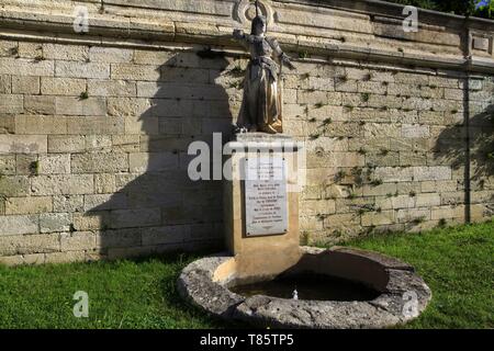 Frankreich, Vaucluse, Avignon, Garten des Doms, Statue, Monsignore der Graf von Paris. Stockfoto
