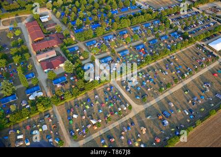 Frankreich, Saone-et-Loire, Taizé, Gemeinschaft Taizé (Luftbild) Stockfoto
