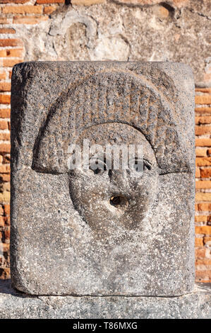 Pompeji, die am Besten erhaltene archäologische Stätte der Welt, Italien. Öffentliche Brunnen. Stockfoto