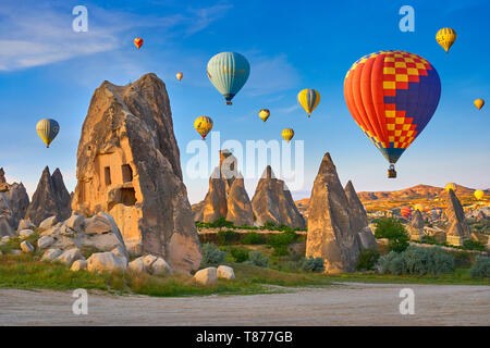 Heißluftballons, Göreme, Kappadokien, Türkei Stockfoto