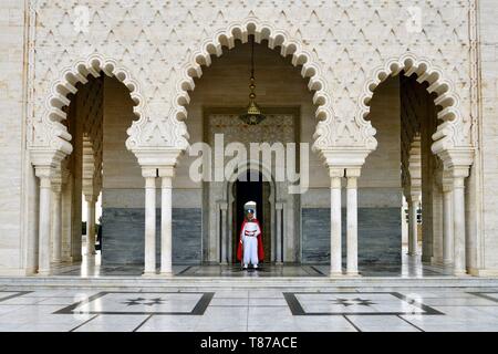 Marokko, Rabat, als Weltkulturerbe von der UNESCO, Royal Guard bei Mohamed V Mausoleum Stockfoto