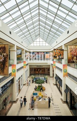 Armenien, Yerevan, Dalma Garden Mall, Anbauteile innen Stockfoto