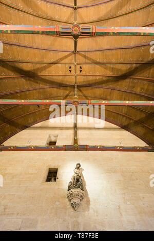 Frankreich, Cote d'Or, kulturellen Landschaft des Burgund Klimas als Weltkulturerbe von der UNESCO, Beaune, Hospices de Beaune, Hotel Dieu, des Grand alle oder Grande salle des Povres (Großes Zimmer der Poors), Hospice de Beaune obligatorische Angabe aufgeführt Stockfoto