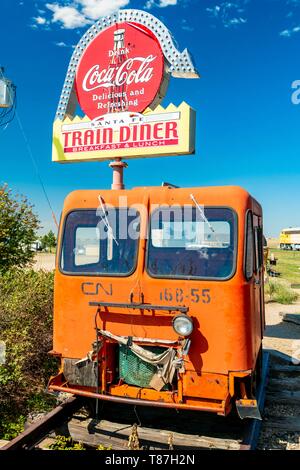Usa, South Dakota, das 1880 Stadt hauptsächlich aus alten Gebäuden, die in der Gegend gefunden wurden, besteht, und in den letzten Jahrzehnten hat es mit vielen zusätzlichen authentische alte Gebäude, Artefakte und Erinnerungsstücke erweitert worden, der mit dem Wolf tanzt mit Kevin Costner war teilweise dort geschossen, Restaurant im Zug Stockfoto