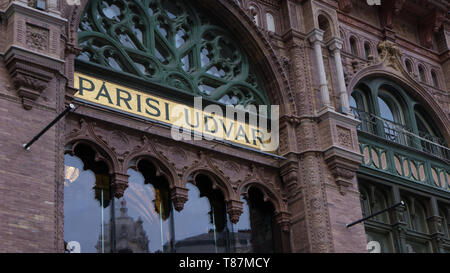 Budapest Ungarn 03 15 2019 im Bau in der parisi udvar von Budapest. Stockfoto