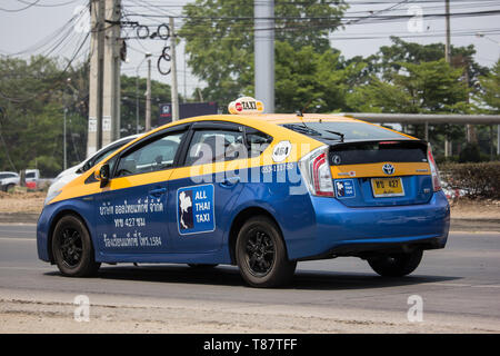 Chiangmai, Thailand - 30 April 2019: City Taxi Meter Chiangmai, Toyota Prius, Service in der Stadt. Anruf durch Mobile Anwendung. Stockfoto