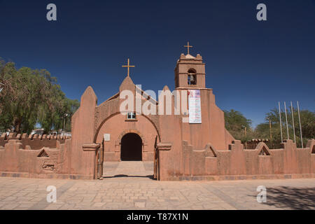 Die adobe Kirche von San Pedro de Atacama, Chile Stockfoto